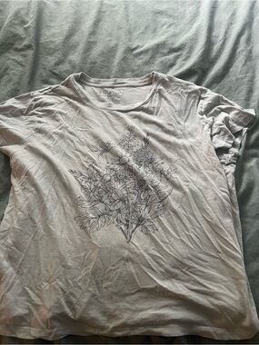 Fifth Sun Light Gray Floral Short Sleeve Tee